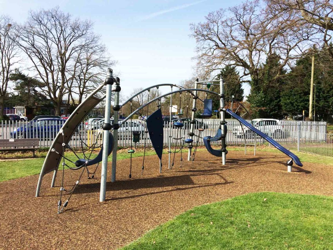 Mill-Chase-Play-Area-Whitehill-and-Bordon-5.jpg