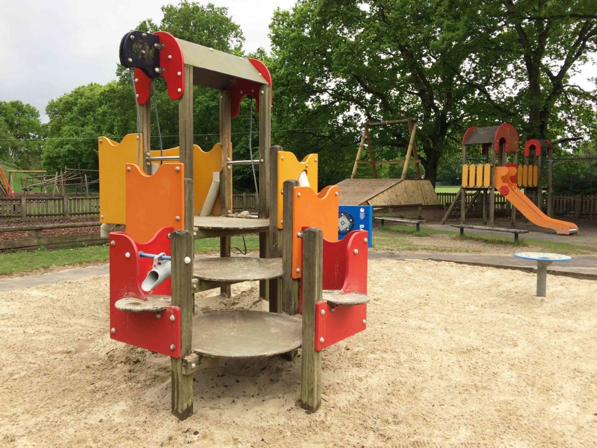 Sandhurst-Memorial-Park-and-Play-Area-11.jpg