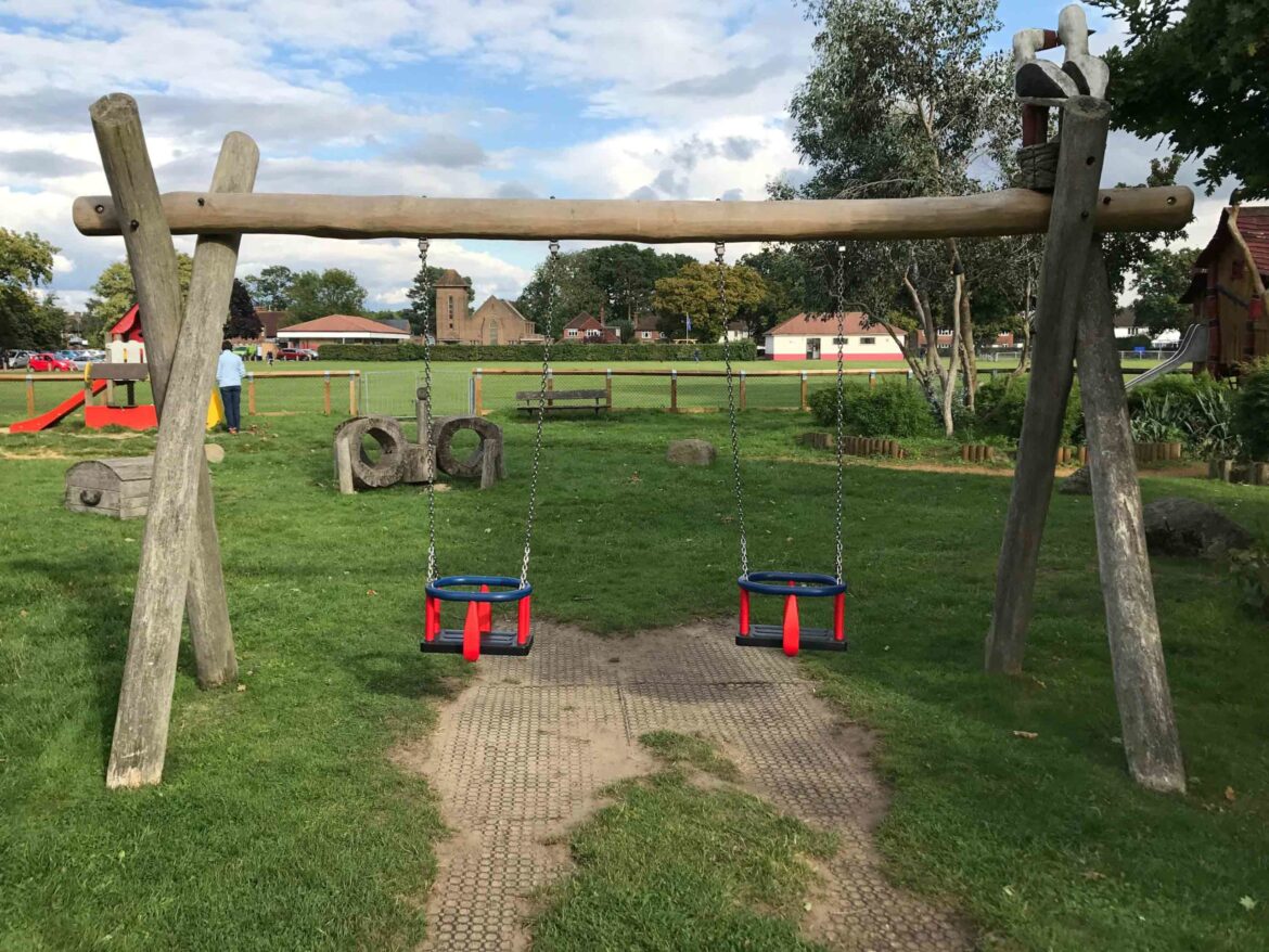 Byfleet-Recreation-Ground-and-Play-Area-Surrey-10-scaled.jpg