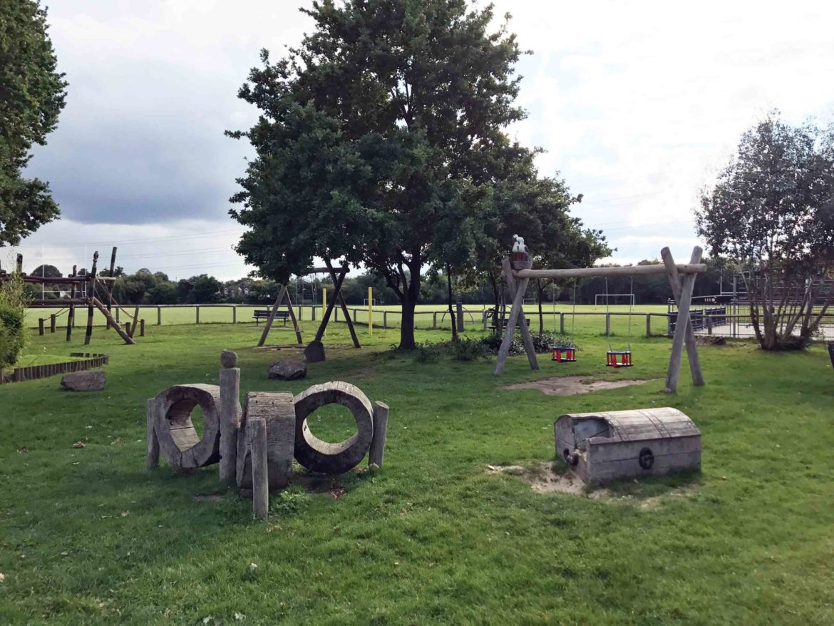 Byfleet-Recreation-Ground-and-Play-Area-Surrey-8-scaled.jpg