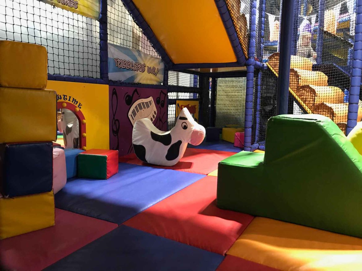 Jakes-Playworld-and-Minifarm-Soft-Play-Sandhurst-Berkshire-311.jpg