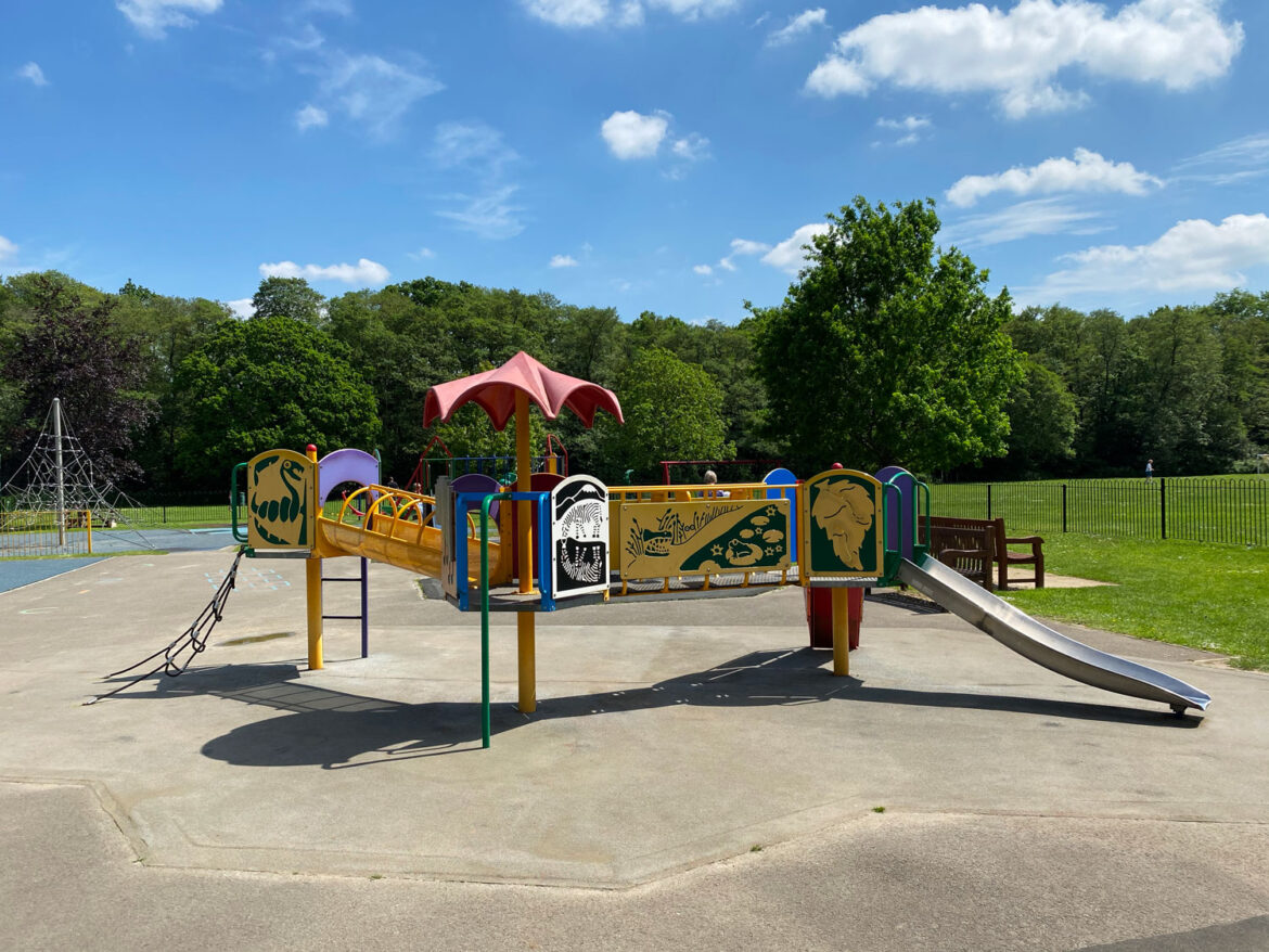 Broomhall-Recreation-Ground-and-Play-Area-Sunningdale-Berkshire.jpg