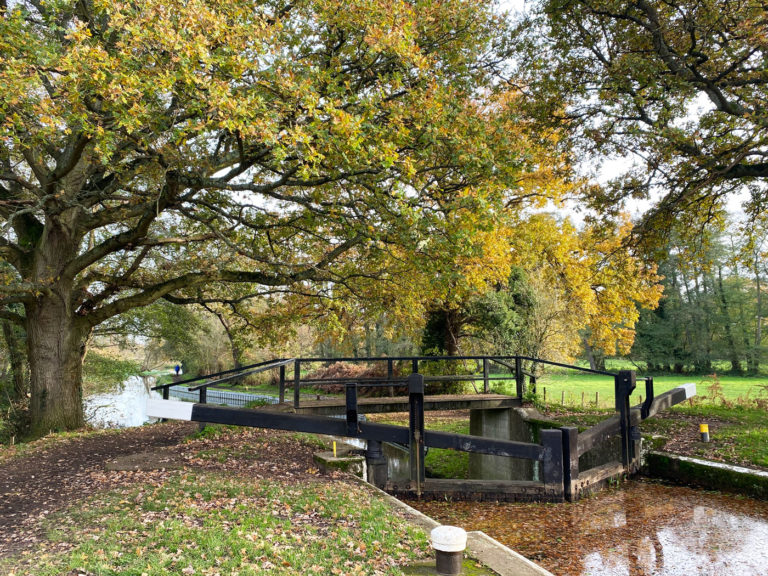 Newark Lock, Newark Priory, River Way Navigations, Pyrford, Surrey