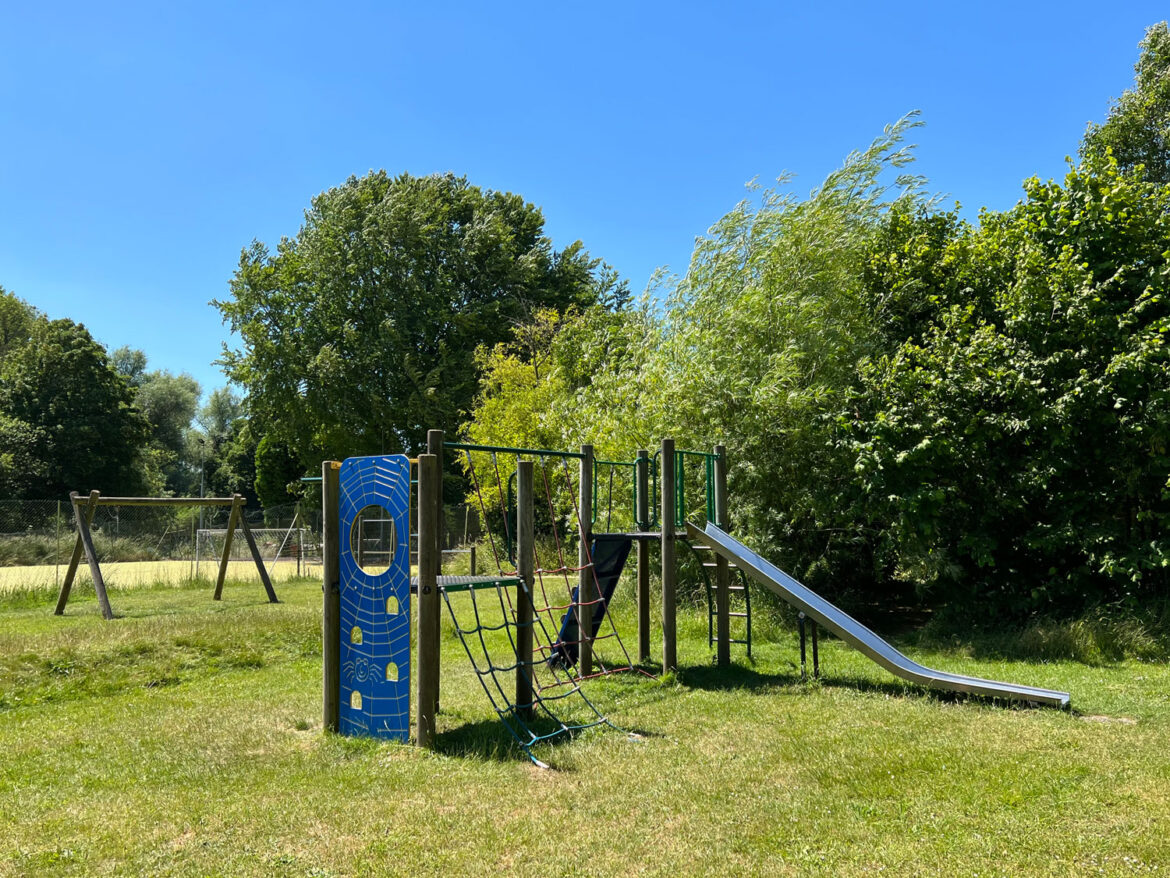 Wherwell-Playing-Fields-Rowles-Family-Play-Area-Wherwell-6.jpg